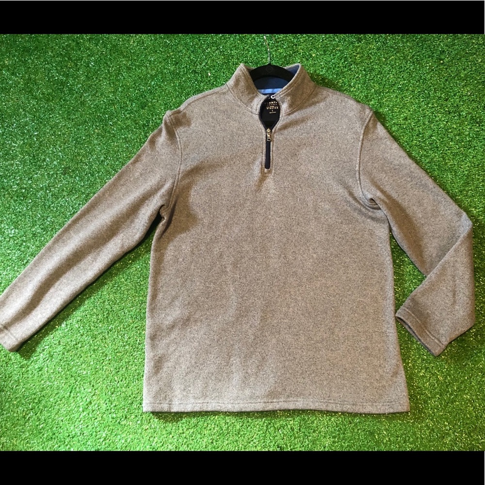 IZOD - Men’s Performance Quarter-zip - Size Lg.